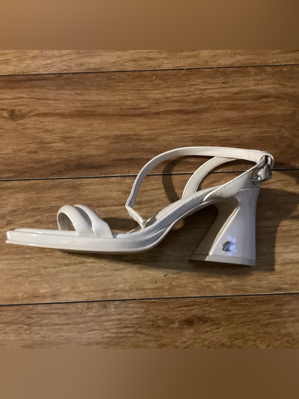 Circus NY Sam Edelman Creamy White Strappy 3 1/2” Block Heel Sandals -  Size 6